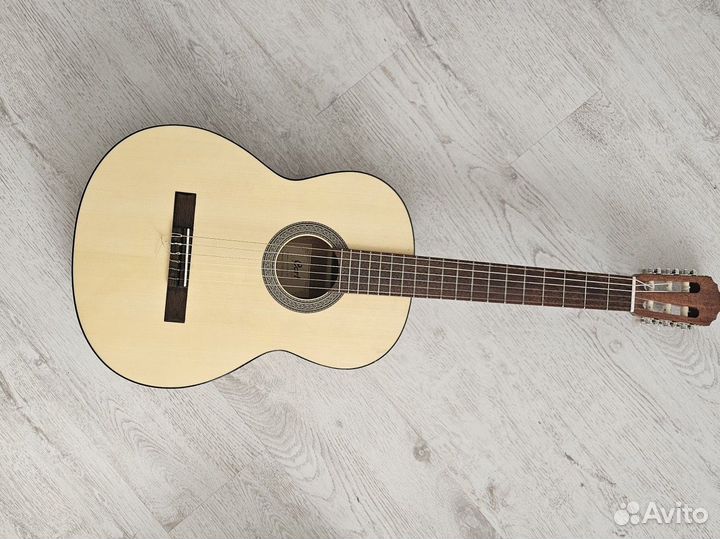 Классическая гитара Cort ac100- sg