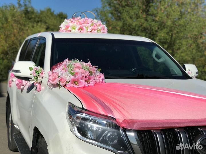 Прокат и аренда украшений на свадебные автомобили