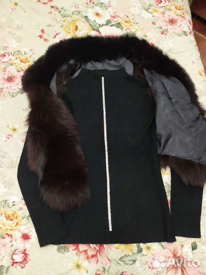 Жилетка меховая женская