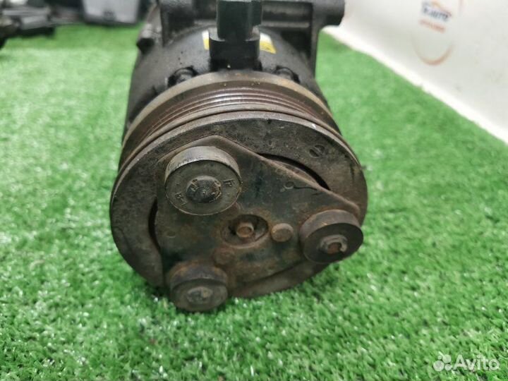 Компрессор кондиционера Ford Focus 2 хетчбэк 2.0