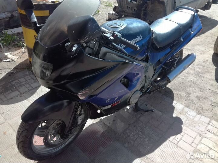 Запчасти бу Kawasaki zzr400-1