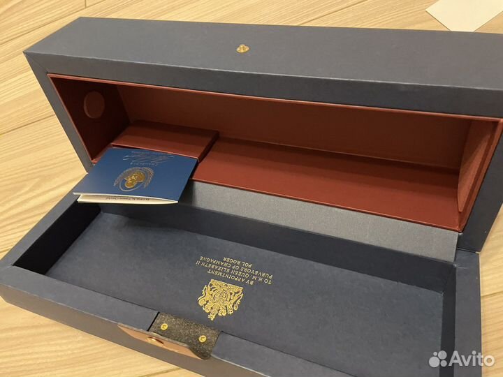 Бутылка стеклянная для вина