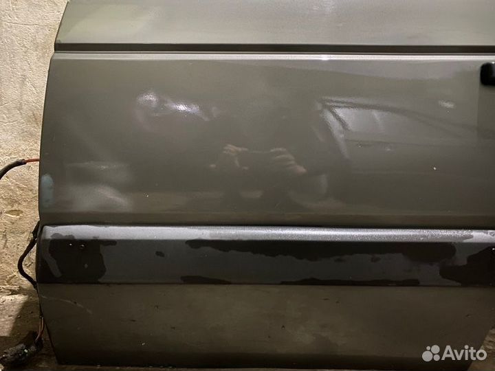 Дверь боковая задняя левая Volkswagen Passat B3