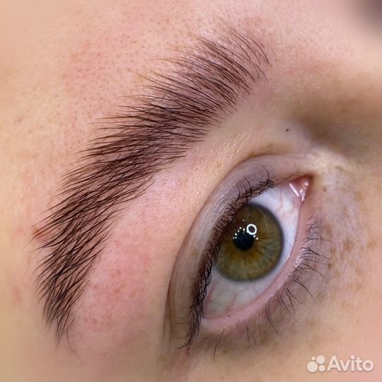 Оформление и ламинирование бровей