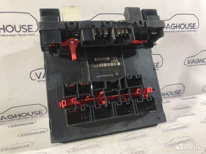 Блок предохранителей Volkswagen Passat B6 3С 2.0