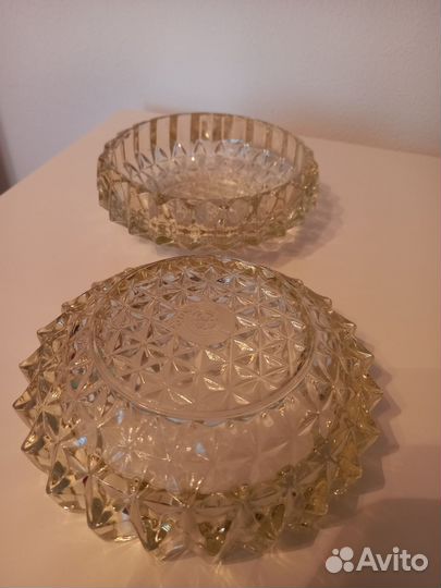 2 вазы под цветы и салатники