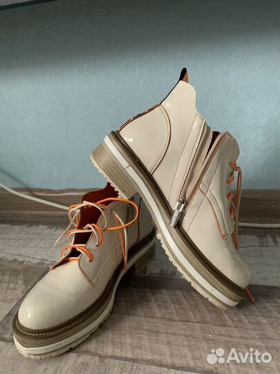 Ботинки женские