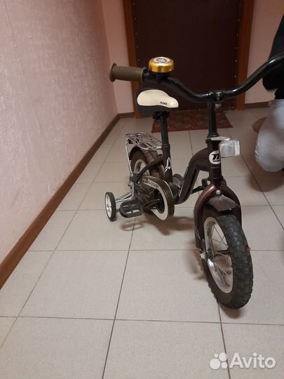 Детский трехколесный велосипед бу