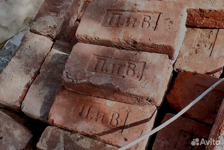 Прочный керамический кирпич