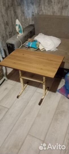 Журнальный столик бу