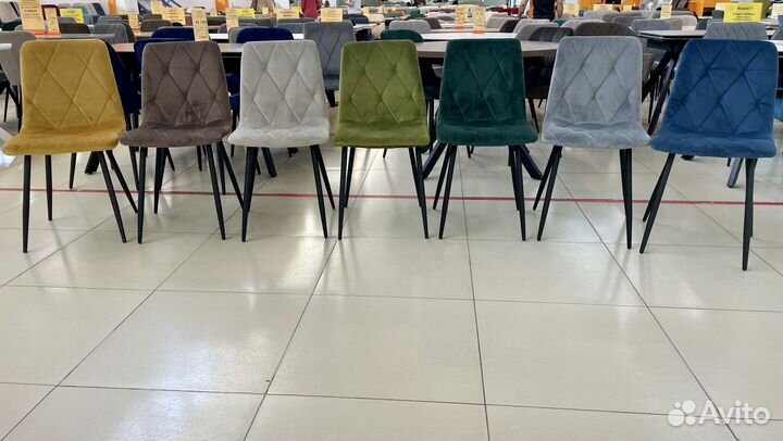 Стулья со спинкой