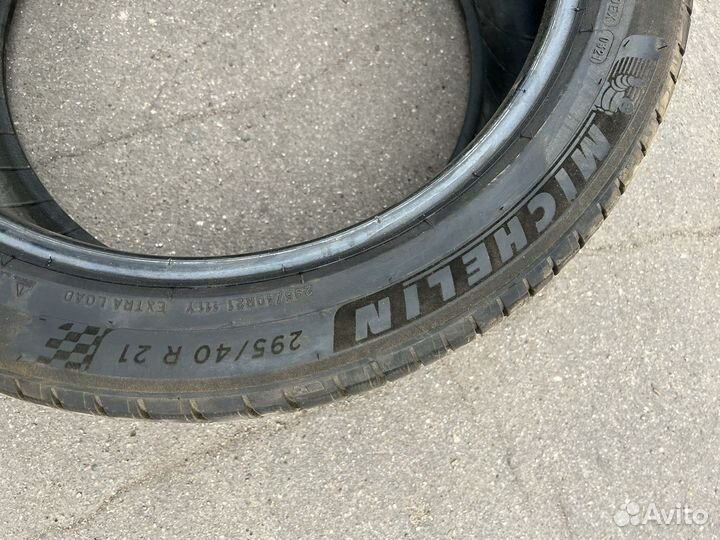 Michelin Pilot Sport 4 SUV 295/40 R21
