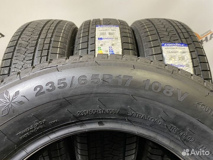 Triangle PL02 235/65 R17