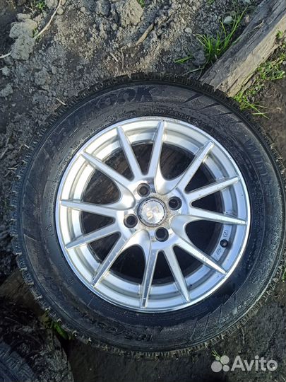 Hankook Winter I'Pike RS2 W429 185/65 R14 и 185/65 R14 90T