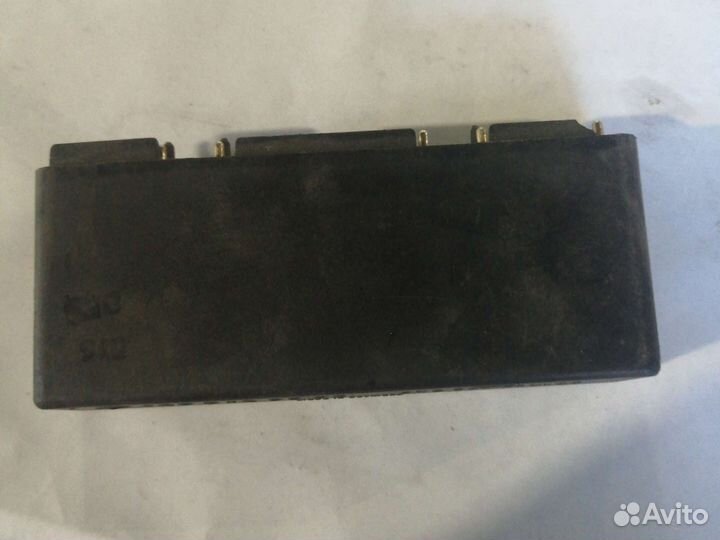 Реле управления светом Mercedes Е 124