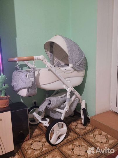 Коляска Riko bruno luxe 3 в 1