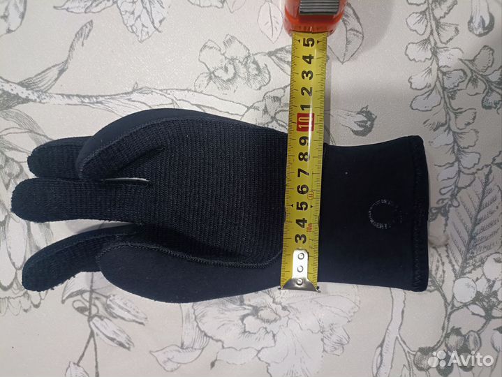 Неопреновые перчатки