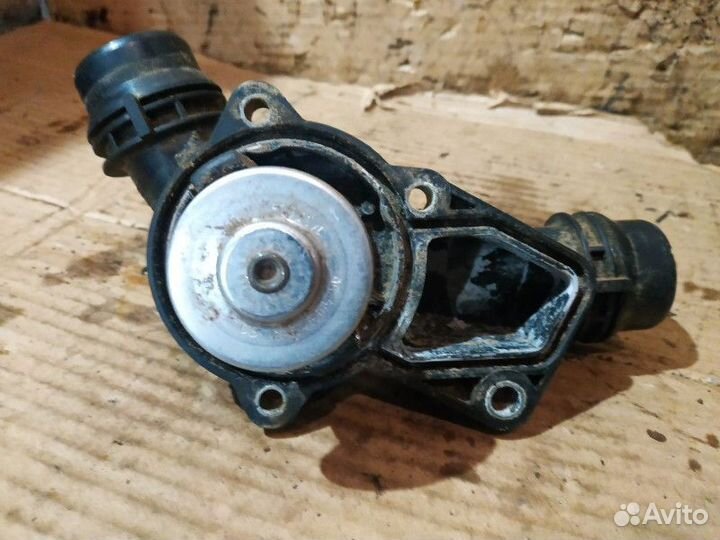 Корпус термостата BMW X3