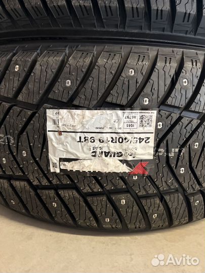 Yokohama Ice Guard IG65 245/40 R19 и 275/35 R19