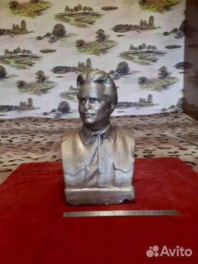 Бюст С.М.Киров гипс