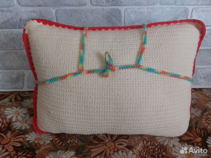Подушка грудь (свяжу на заказ)