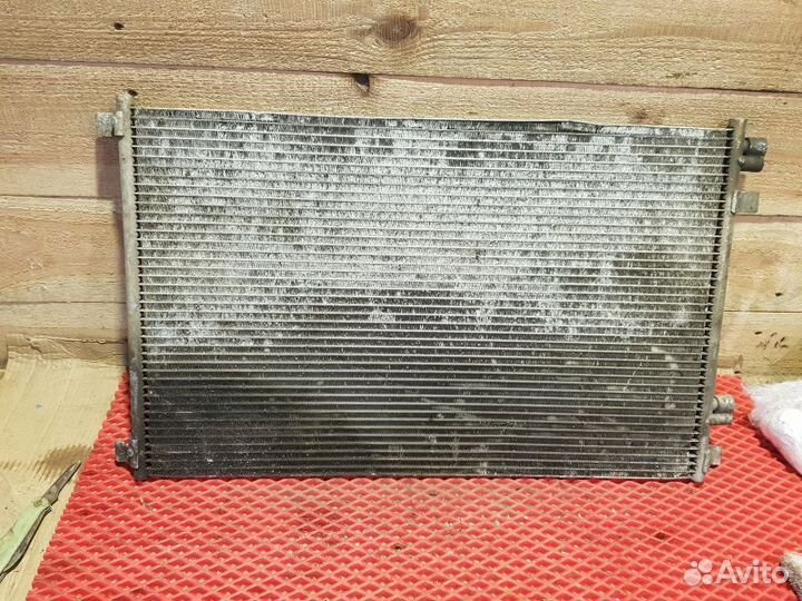 Радиатор кондиционера Renault Megane