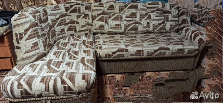 Угловой диван бу