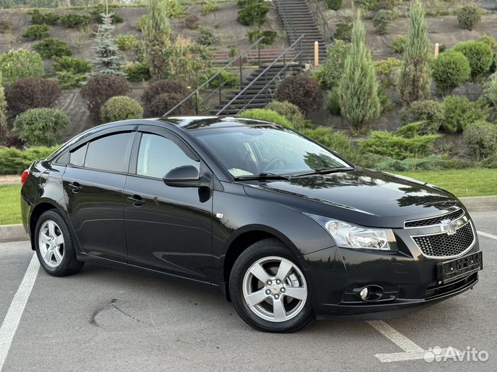 Chevrolet Cruze 1.8 МТ, 2012, 225 315 км