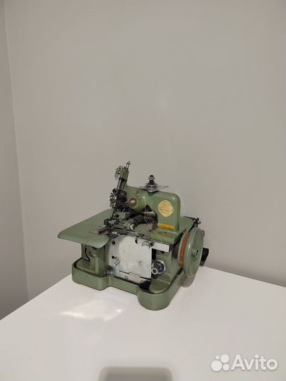 Оверлок двухниточный