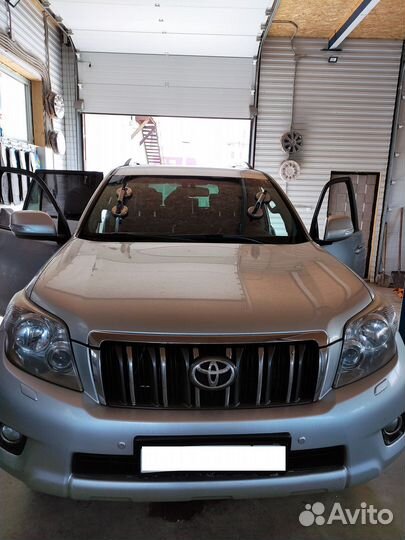 Лобовое стекло Toyota Land Cruiser 150 Prado(2010