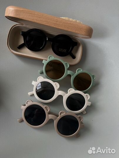 Детские очки в чехле