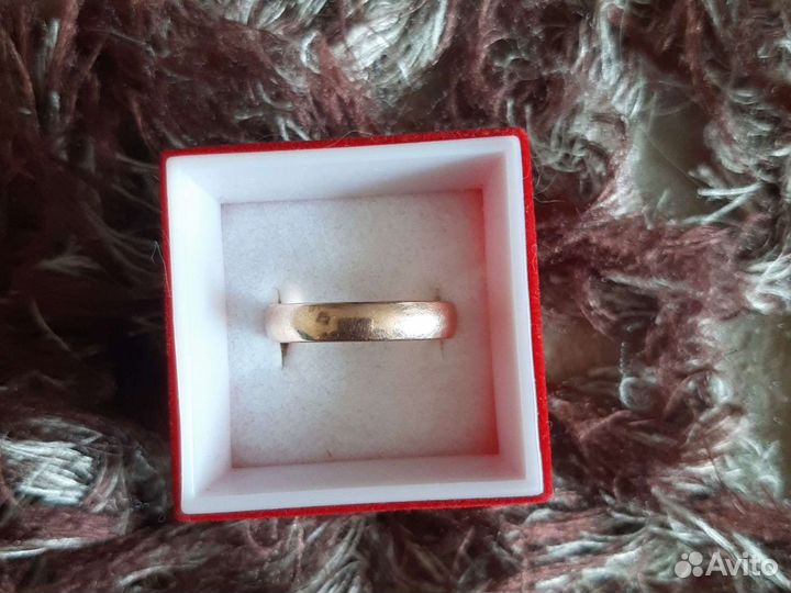 Золотое обручальное кольцо 20 размер