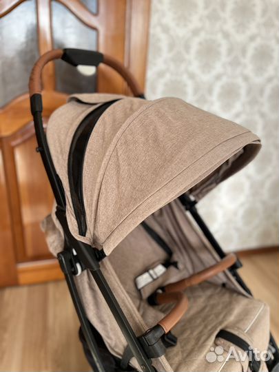 Продам прогулочную коляску