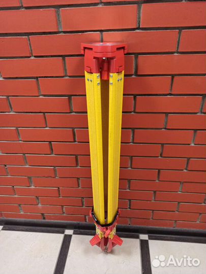 Штатив геодезический SJW20