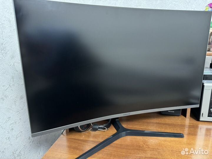 Монитор samsung 27 изогнутый
