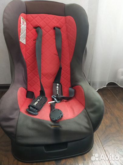 Продам детское кресло автомобильное