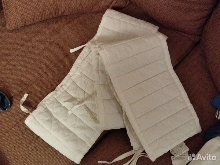 Бортики на кроватку мягкий IKEA