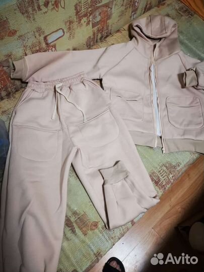 Спортивный костюм женский теплый новый