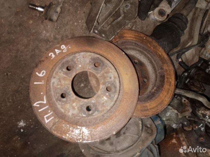 Задние тормозные диски Ниссан Примьера П12 1.6