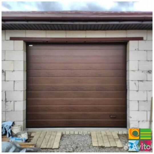 Секционные ворота alutech