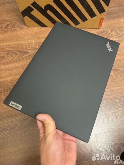 ThinkPad T14 Gen 3 i5-1245u 32gb 512ssd sRGB100