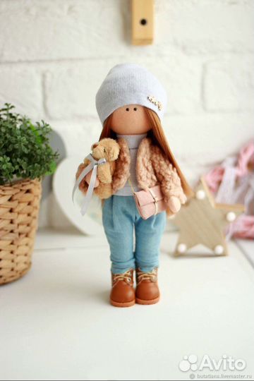 Интерьерная кукла ручной работы В джинсиках