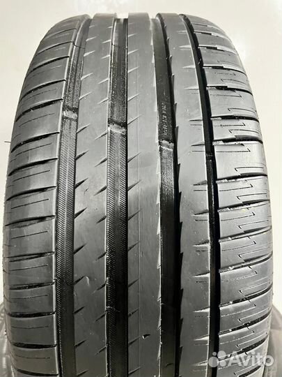 Michelin Pilot Sport 4 SUV 235/50 R19 99V