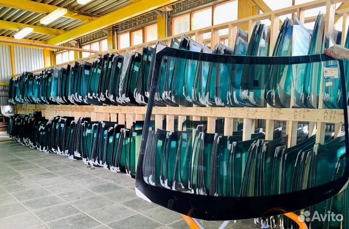 Лобовое стекло Хендай Солярис 2