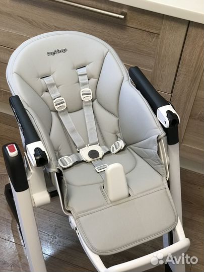 Стул для кормления Peg Perego Siesta FM