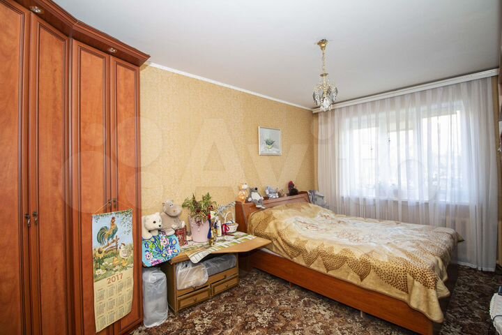 3-к. квартира, 80 м², 2/10 эт.