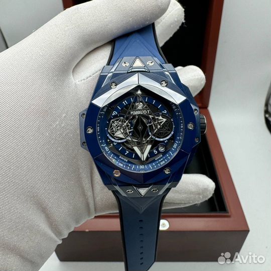 Часы Hublot Big Bang Sang Bleu II