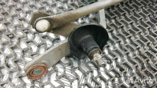 Механизм стеклоочистителя toyota auris E150 (99Y10