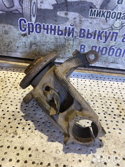 Кулак поворотный передний правый Citroen C3