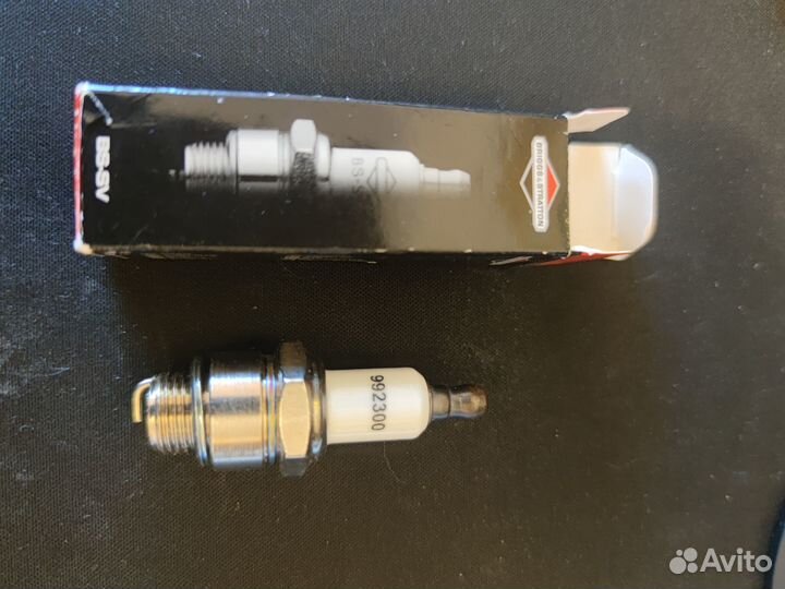 Свеча зажигания Briggs&Stratton BS-SV